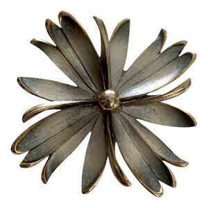 Brooch, Large Flower, Slate Blue w/Gold-Tone Accents, Vintage, Striking.